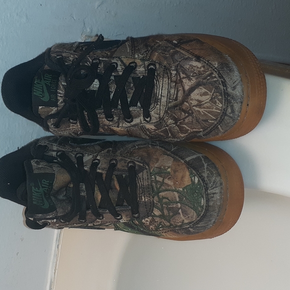 Custom Air Force Ones - Picture 1 of 5